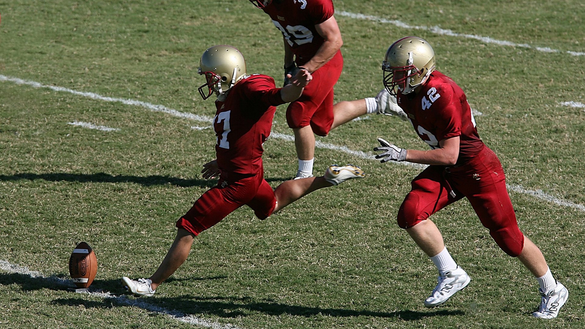开云体育在线入口-英超场场焦点：逆转、绝杀、精彩瞬间不断出现，英超上演焦点战